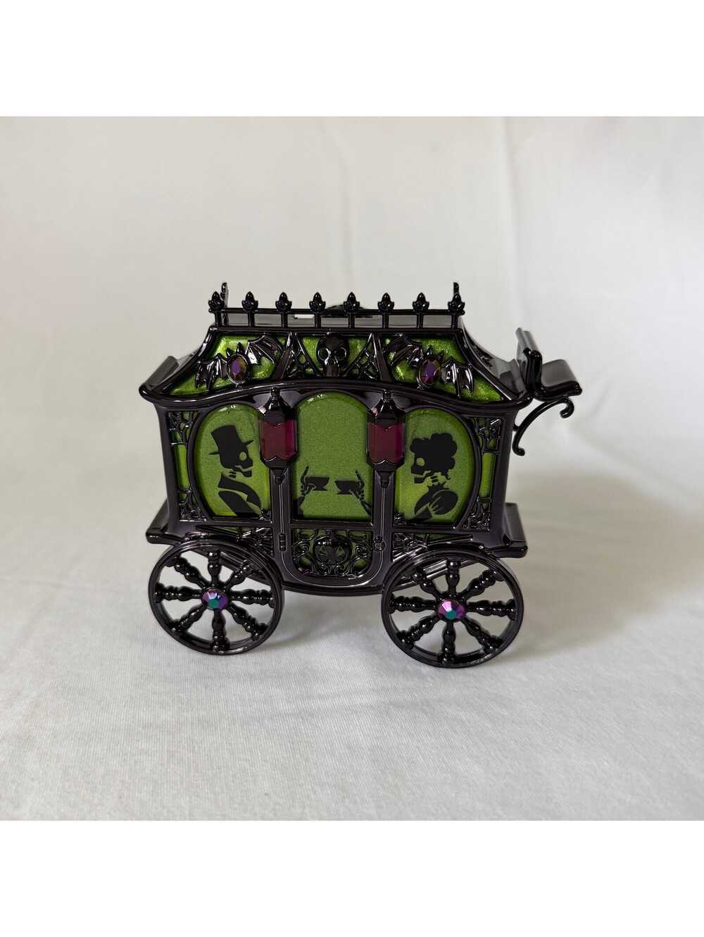 Bath & Body Works Halloween Creepy Carriage Wallflower Plugin projector